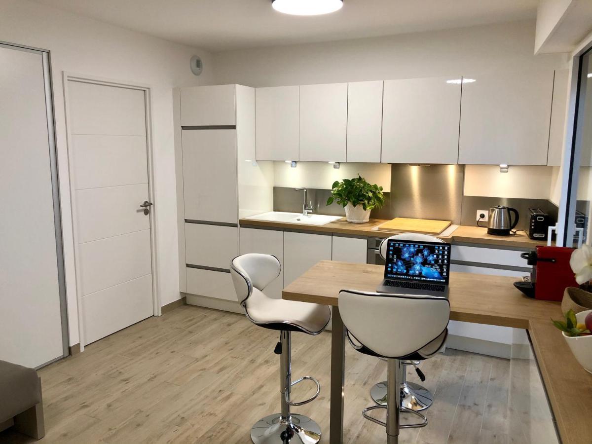 Brand New In The Heart Of Appartement